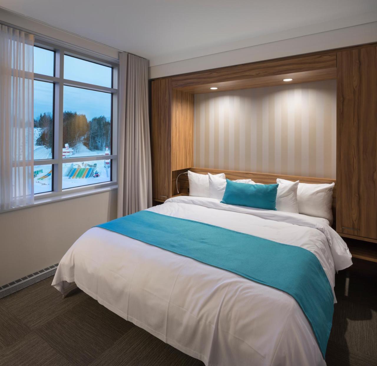 Hotel Valcartier Saint-Gabriel-De-Valcartier Exterior photo